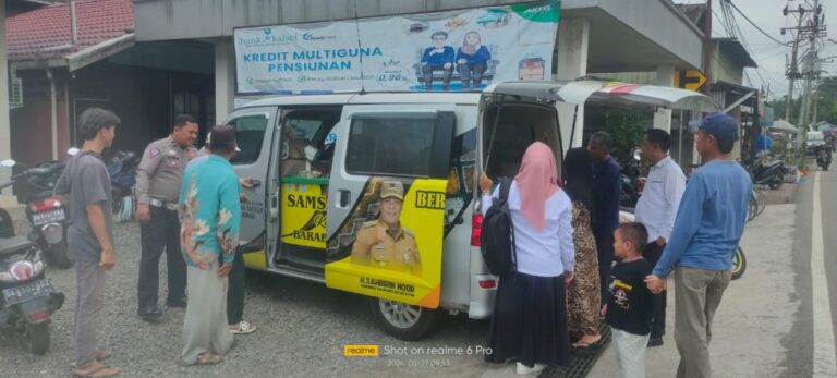 Unit Pelayanan Pendapatan Daerah (UPPD) Barabai Hadirkan Layanan SAMSAT Keliling di Pasar Birayang